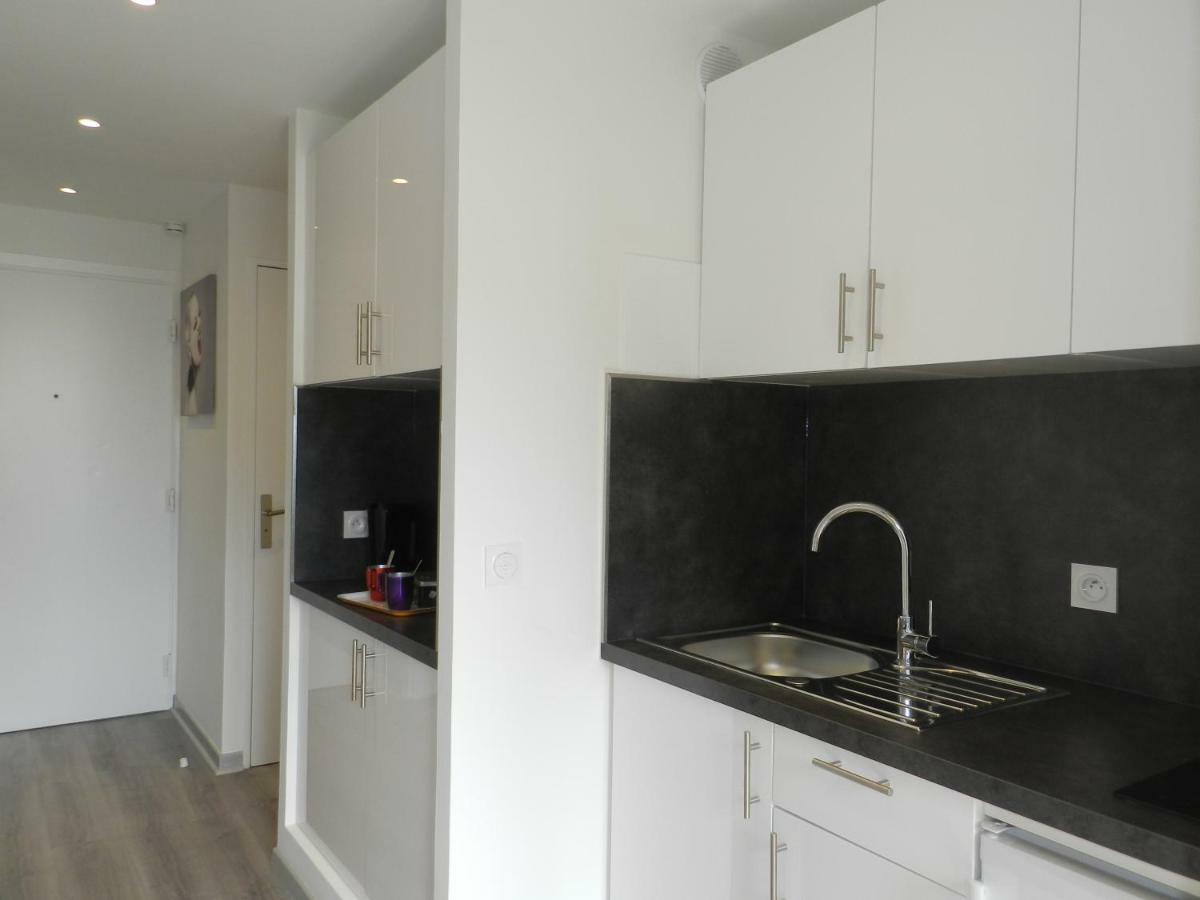 Beautiful 1 Bedroom Flat Nice Exteriör bild